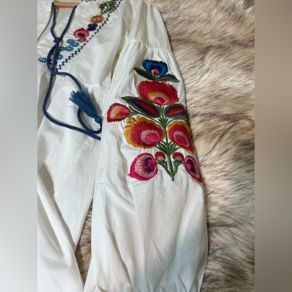 Embroidered Long Sleeve White Dress - Picture 9 of 11